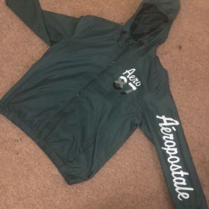 🌲AEROPOSTALE FOREST GREEN WINDBREAKER🌲